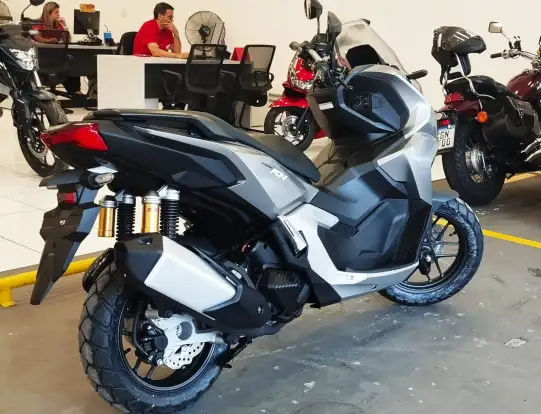 HONDA-ADV 160-2026