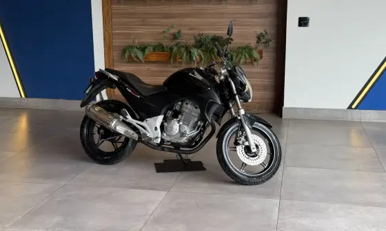 HONDA CB 300R 