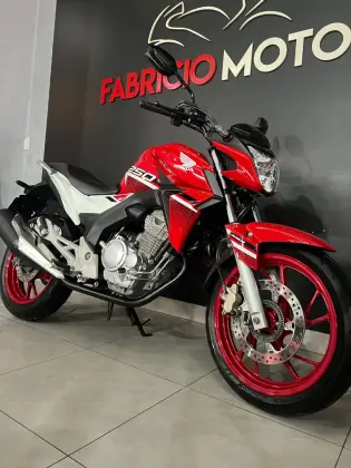 HONDA CB TWISTER 