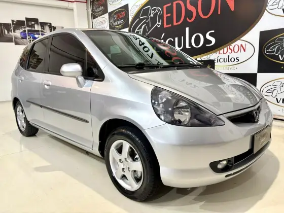 HONDA FIT 1.4 LXL 8V GASOLINA 4P AUTOMÁTICO HONDA FIT 1.4 LXL 8V GASOLINA 4P AUTOMÁTICO