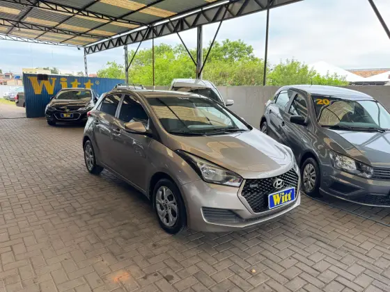 HYUNDAI HB20 1.0 COMFORT PLUS 12V FLEX 4P MANUAL
