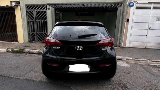 HYUNDAI-HB20-2015