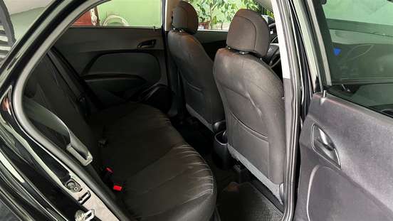 HYUNDAI-HB20-2015