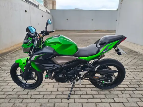 KAWASAKI Z500 