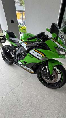 KAWASAKI-NINJA ZX-4RR KAWASAKI-NINJA ZX-4RR-2025