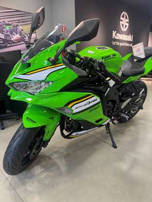KAWASAKI-NINJA ZX-4RR KAWASAKI-NINJA ZX-4RR-2025