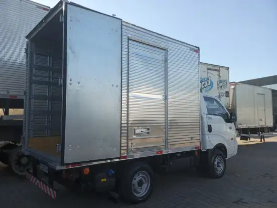 KIA-BONGO-2.5 TD DIESEL STD CS 4x4 MANUAL KIA-BONGO-2025