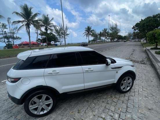 LAND ROVER-RANGE ROVER EVOQUE-2.0 PURE 4WD 16V GASOLINA 4P AUTOMÁTICO LAND ROVER-RANGE ROVER EVOQUE-2013