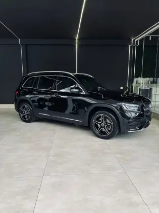 MERCEDES-BENZ GLB 220 2.0 MHEV AMG LINE 4MATIC 8G-DCT