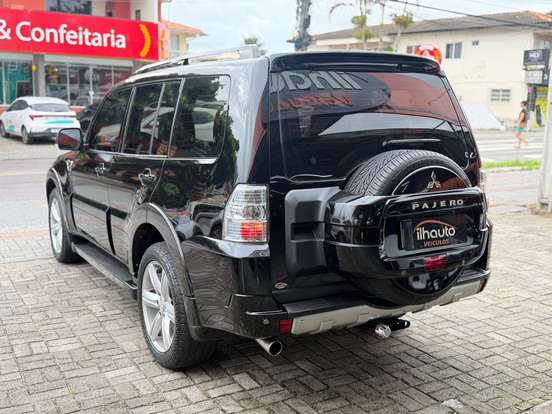 MITSUBISHI-PAJERO FULL-3.2 HPE 4X4 16V DIESEL 2P AUTOMÁTICO MITSUBISHI-PAJERO FULL-2013