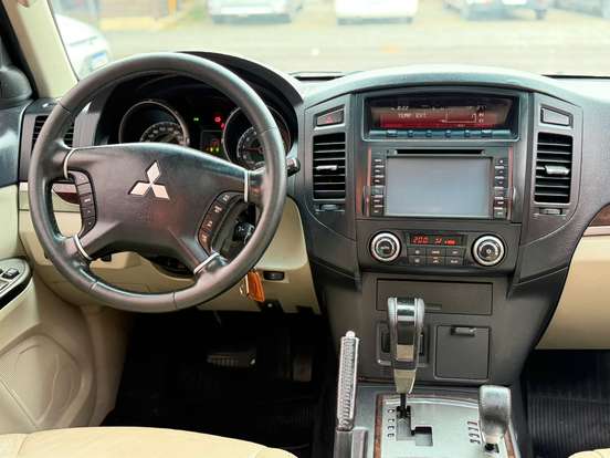 MITSUBISHI-PAJERO FULL-2013