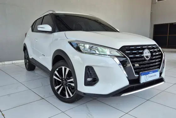NISSAN KICKS PLAY 1.6 16V FLEXSTART SENSE XTRONIC NISSAN KICKS PLAY 1.6 16V FLEXSTART SENSE XTRONIC