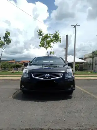 NISSAN-SENTRA-2012