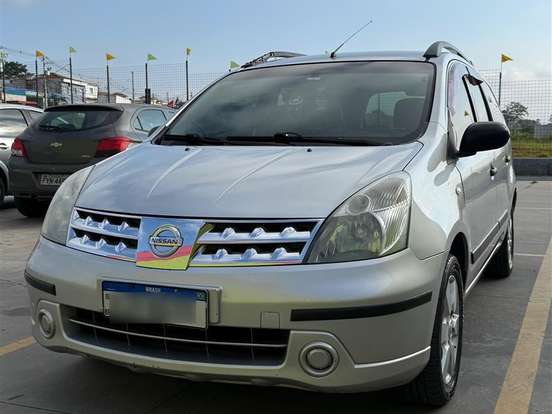 NISSAN-LIVINA-1.8 S 16V FLEX 4P AUTOMÁTICO NISSAN-LIVINA-2011