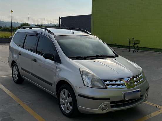 NISSAN-LIVINA-1.8 S 16V FLEX 4P AUTOMÁTICO NISSAN-LIVINA-2011