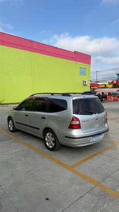 NISSAN-LIVINA-2011