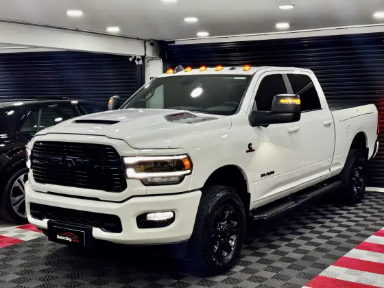 RAM 2500 6.7 I6 TURBO DIESEL LARAMIE NIGHT EDITION CD 4X4 AUTOMÁTICO