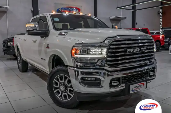 RAM 3500 6.7 I6 TURBO DIESEL LIMITED LONGHORN CD 4X4  AUTOMÁTICO