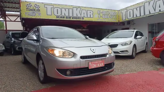 RENAULT FLUENCE 2.0 DYNAMIQUE 16V FLEX 4P AUTOMÁTICO