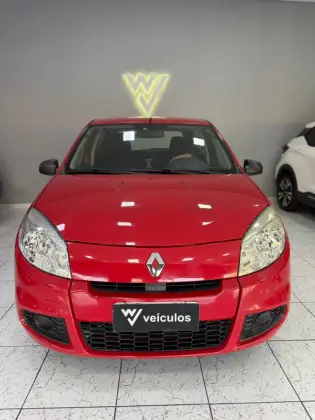 RENAULT SANDERO 1.0 AUTHENTIQUE 16V FLEX 4P MANUAL RENAULT SANDERO 1.0 AUTHENTIQUE 16V FLEX 4P MANUAL