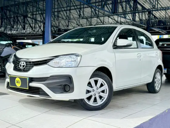 TOYOTA ETIOS 1.5 X PLUS 16V FLEX 4P AUTOMÁTICO