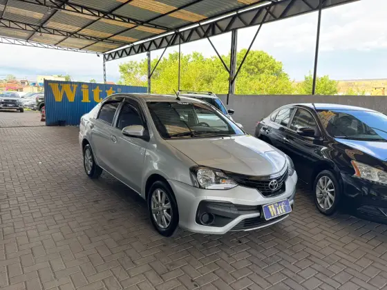 TOYOTA ETIOS 1.5 X PLUS SEDAN 16V FLEX 4P MANUAL TOYOTA ETIOS 1.5 X PLUS SEDAN 16V FLEX 4P MANUAL