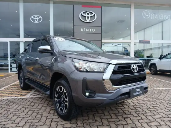 TOYOTA HILUX 2.7 VVT-i FLEX CD SRV 4X2 AUTOMÁTICO