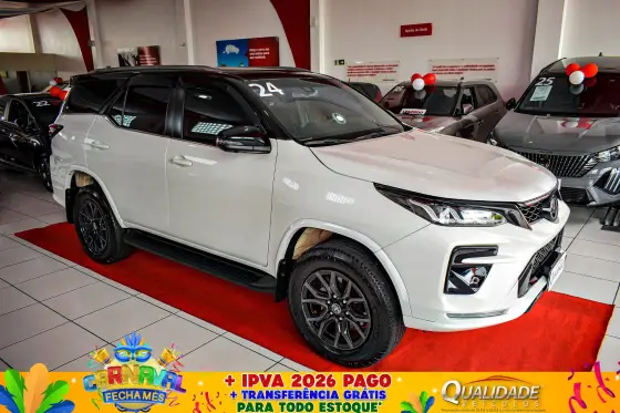 TOYOTA HILUX SW4 2.8 D-4D TURBO DIESEL GR-S 7L 4X4 AUTOMÁTICO