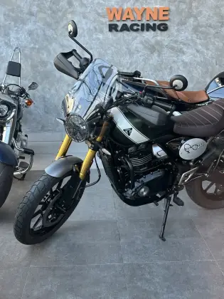 TRIUMPH SCRAMBLER 400 X 
