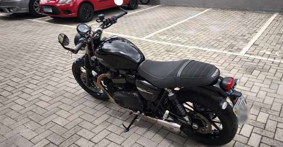 TRIUMPH-STREET TWIN-2019