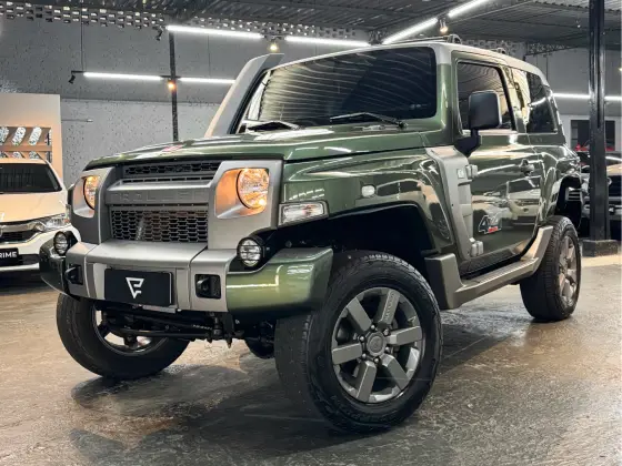 TROLLER T4 3.2 XLT 4X4 20V TURBO INTERCOOLER DIESEL 2P MANUAL TROLLER T4 3.2 XLT 4X4 20V TURBO INTERCOOLER DIESEL 2P MANUAL
