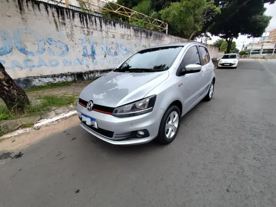VOLKSWAGEN FOX 1.6 MI ROCK IN RIO 8V FLEX 4P MANUAL VOLKSWAGEN FOX 1.6 MI ROCK IN RIO 8V FLEX 4P MANUAL