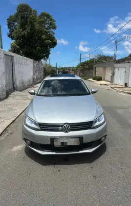 VOLKSWAGEN JETTA 2.0 COMFORTLINE FLEX 4P TIPTRONIC VOLKSWAGEN JETTA 2.0 COMFORTLINE FLEX 4P TIPTRONIC