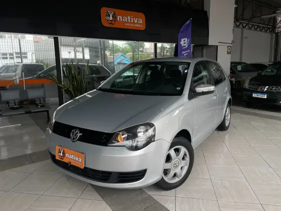 VOLKSWAGEN POLO 1.6 MI 8V FLEX 4P MANUAL