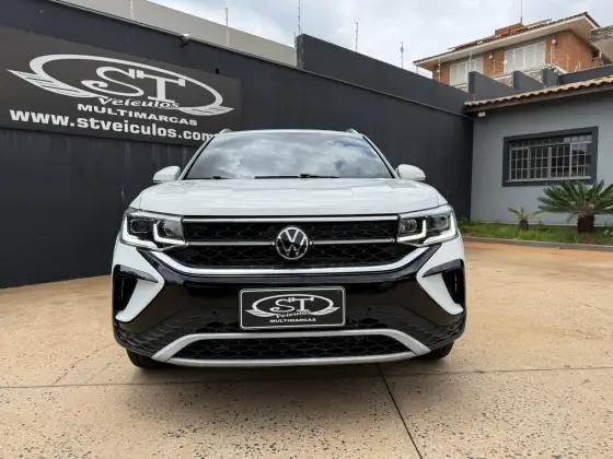 VOLKSWAGEN TAOS 1.4 250 TSI TOTAL FLEX HIGHLINE AUTOMÁTICO