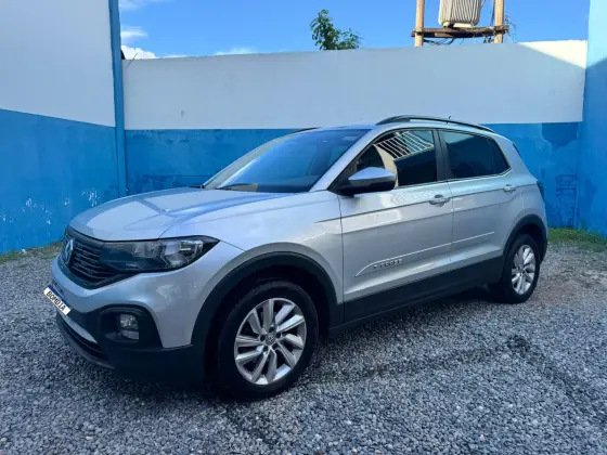 VOLKSWAGEN T-CROSS 1.0 200 TSI TOTAL FLEX AUTOMÁTICO VOLKSWAGEN T-CROSS 1.0 200 TSI TOTAL FLEX AUTOMÁTICO