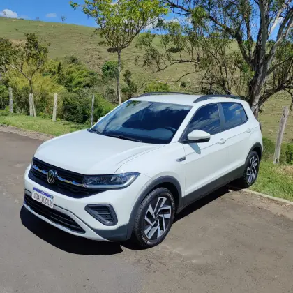 VOLKSWAGEN T-CROSS 1.0 200 TSI TOTAL FLEX COMFORTLINE AUTOMÁTICO