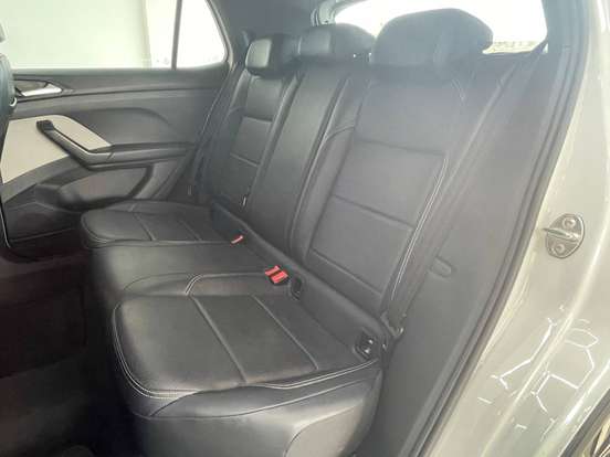 VOLKSWAGEN-T-CROSS-2023