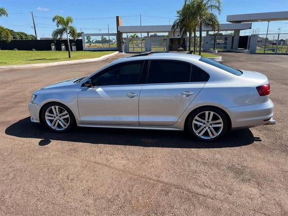 VOLKSWAGEN JETTA 2016 2.0 TSI HIGHLINE 211CV GASOLINA 4P TIPTRONIC