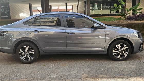VOLKSWAGEN VIRTUS 1.0 200 TSI COMFORTLINE AUTOMÁTICO