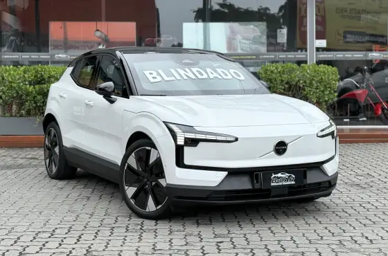 VOLVO EX30 69 KW ELÉTRICO ULTRA