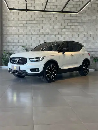 VOLVO XC40 2.0 T5 GASOLINA R-DESIGN AWD GEARTRONIC
