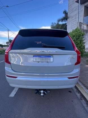 VOLVO-XC90-2024
