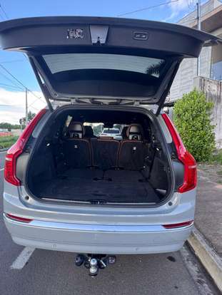 VOLVO-XC90-2024