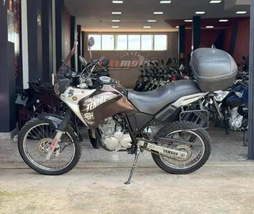 YAMAHA XTZ 250 TÉNÉRÉ YAMAHA XTZ 250 TÉNÉRÉ