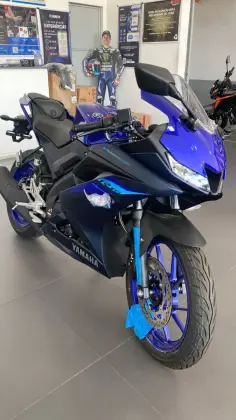 YAMAHA YZF R15 