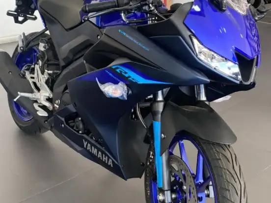 YAMAHA-YZF R15 YAMAHA-YZF R15-2025