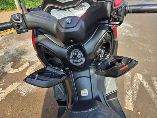 YAMAHA-XMAX ABS-2021
