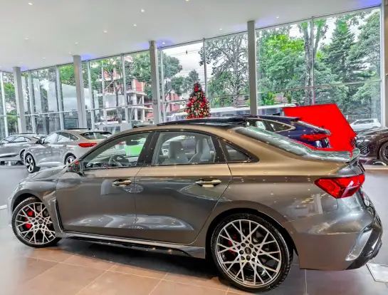 AUDI-RS3-2025