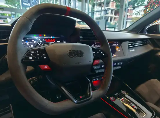 AUDI-RS3-2025